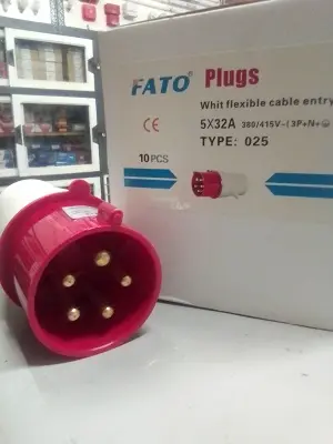 Fiche industrielle male025 IP44 3P+T+N 32A FATO