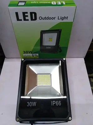 Projecteur Led 30W IP66
