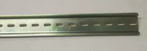 [05.1187] Rail Din perfore 0.9mmX1M FT9600